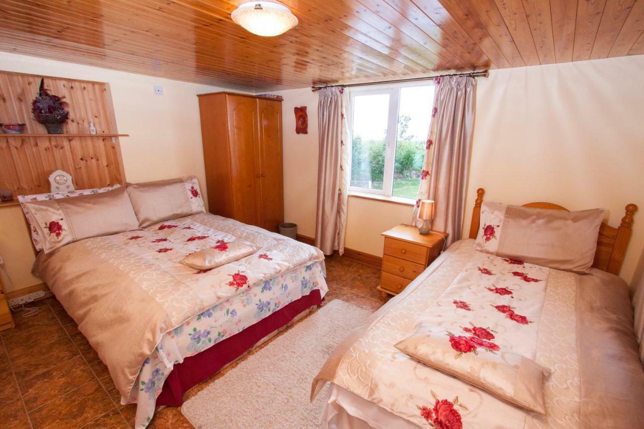 Beezies Self Catering Cottages Grange  Exterior foto